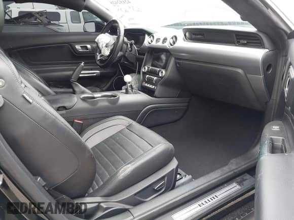 2019 Ford Mustang Bullitt with VIN 1FA6P8K08K5505359, listed as a IAAI auction lot 42152428 with 40,843 mi miles and . Bid and sale history available at DreamBid. Image 5.