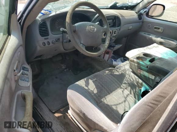 2004 Toyota Tundra SR5 z VIN 5TBRT34134S443967, wystawiony jako Copart lot #68913605 z przebiegiem Nie podano mil oraz Szkoda całkowita • Salvage title. Historia ofert i sprzedaży dostępna na DreamBid. Obrazek 8.