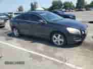 2013 Volvo S60 T5 с VIN YV1612FH7D2189850, выставлен на аукционе Copart как лот 60133215 с пробегом 117 396 миль миль и Списание • Salvage title. История ставок и продаж доступна на DreamBid. Изображение 4.