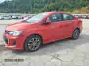 2017 Chevrolet Sonic LT z VIN 1G1JD5SB7H4105801, wystawiony jako Copart lot #66105405 z przebiegiem 120 153 mil mil oraz Szkoda całkowita • Salvage title. Historia ofert i sprzedaży dostępna na DreamBid. Obrazek 1.