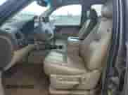 2012 Chevrolet Suburban LT с VIN 1GNSKJE73CR243033, выставлен на аукционе Copart как лот 70002755 с пробегом 168 107 миль миль и Списание • Salvage title. История ставок и продаж доступна на DreamBid. Изображение 7.