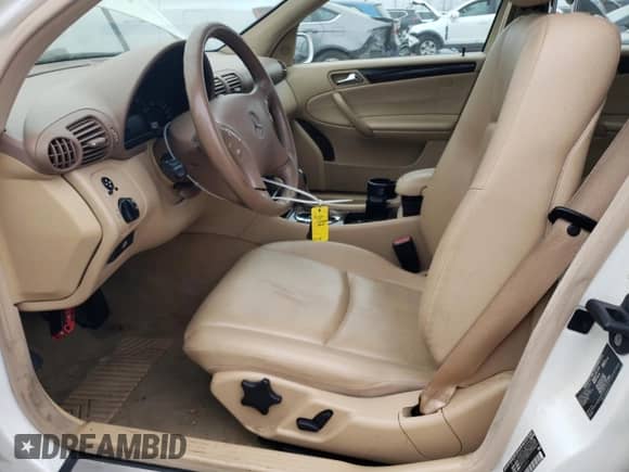 2004 Mercedes-Benz C 240 with VIN WDBRF81J94F454549, listed as a Copart auction lot 73110334 with 133,281 mi miles and Salvage title. Bid and sale history available at DreamBid. Image 7.
