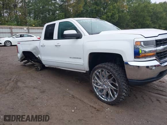 2019 Chevrolet Silverado 1500 LT z VIN 2GCVKPEC8K1193355, wystawiony jako IAAI lot #43286587 z przebiegiem 192 769 mil mil oraz . Historia ofert i sprzedaży dostępna na DreamBid. Obrazek 1.