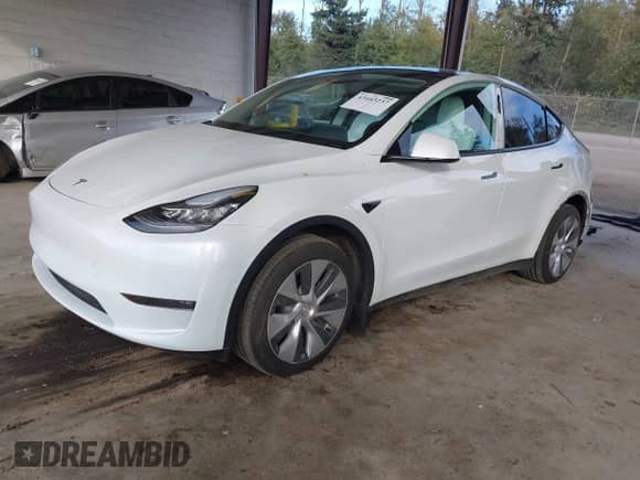 2022 Tesla Model Y Long Range с VIN 7SAYGAEE3NF427483, выставлен на аукционе IAAI как лот 43443237 с пробегом 33 529 миль миль и . История ставок и продаж доступна на DreamBid. Изображение 2.