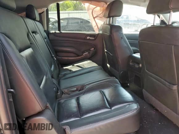 2019 Chevrolet Suburban LT с VIN 1GNSCHKC4KR330025, выставлен на аукционе Copart как лот 70359805 с пробегом 170 760 миль миль и Списание • Salvage title. История ставок и продаж доступна на DreamBid. Изображение 10.