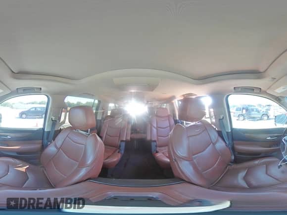 2017 Cadillac Escalade ESV Premium Luxury с VIN 1GYS4JKJ9HR172649, выставлен на аукционе Copart как лот 65895145 с пробегом Не указан миль и Списание • Salvage title. История ставок и продаж доступна на DreamBid. Изображение 15.