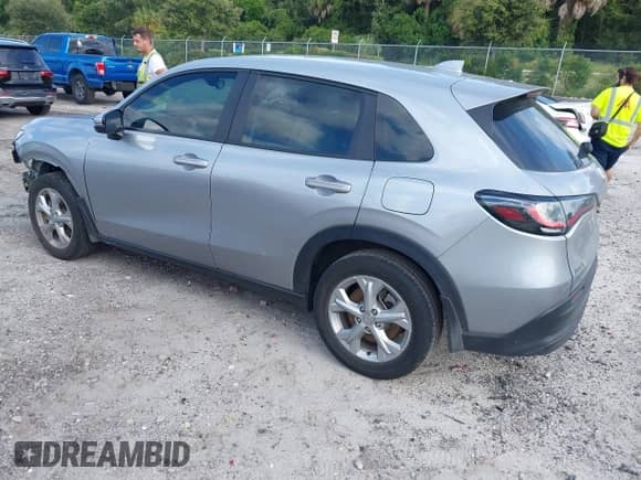 2024 Honda HR-V LX с VIN 3CZRZ1H31RM760671, выставлен на аукционе IAAI как лот 43028171 с пробегом 50 667 миль миль и . История ставок и продаж доступна на DreamBid. Изображение 3.