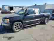2004 GMC Sierra 1500 SLT z VIN 1GTEK19T84Z230051, wystawiony jako Copart lot #69523035 z przebiegiem 313 686 mil mil oraz Szkoda całkowita • Salvage title. Historia ofert i sprzedaży dostępna na DreamBid. Obrazek 1.