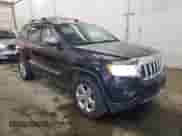 2012 Jeep Grand Cherokee Limited z VIN 1C4RJFBT9CC249950, wystawiony jako Copart lot #68299315 z przebiegiem 218 587 mil mil oraz Szkoda całkowita • Salvage title. Historia ofert i sprzedaży dostępna na DreamBid. Obrazek 4.