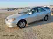 2003 Toyota Camry LE с VIN 4T1BE32KX3U699804, выставлен на аукционе Copart как лот 84447275 с пробегом 99 247 миль миль и Чистый • Clean title. История ставок и продаж доступна на DreamBid. Изображение 1.