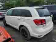 2019 Dodge Journey SE z VIN 3C4PDDBG0KT780057, wystawiony jako Copart lot #60422595 z przebiegiem 145 644 mil mil oraz Czysty tytuł • Clean title. Historia ofert i sprzedaży dostępna na DreamBid. Obrazek 2.