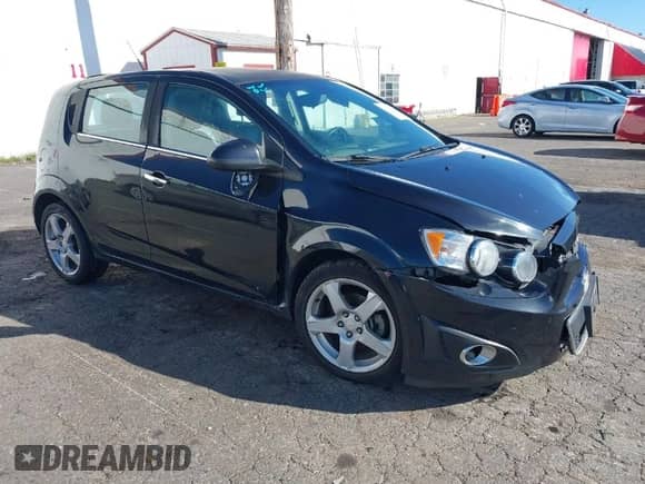 2013 Chevrolet Sonic с VIN 1G1JE6SG0D4145632, выставлен на аукционе IAAI как лот 41682569 с пробегом 138 932 миль миль и . История ставок и продаж доступна на DreamBid. Изображение 1.