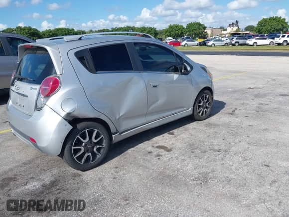 2013 Chevrolet Spark LT с VIN KL8CF6S99DC506305, выставлен на аукционе IAAI как лот 42552511 с пробегом 122 001 миль миль и . История ставок и продаж доступна на DreamBid. Изображение 4.