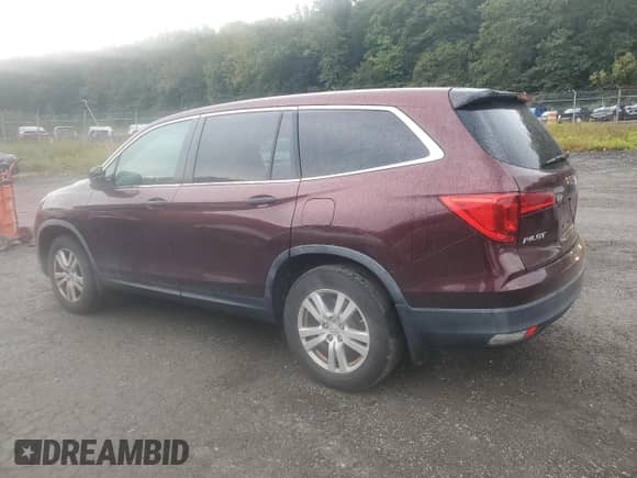 2016 Honda Pilot LX с VIN 5FNYF6H19GB109330, выставлен на аукционе Copart как лот 80454635 с пробегом 110 960 миль миль и Списание • Salvage title. История ставок и продаж доступна на DreamBid. Изображение 2.