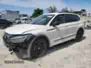 2022 Volkswagen Tiguan SE R-Line Black с VIN 3VVCB7AX3NM028036, выставлен на аукционе Copart как лот 67120325 с пробегом 18 963 миль миль и Списание • Salvage title. История ставок и продаж доступна на DreamBid. Изображение 1.