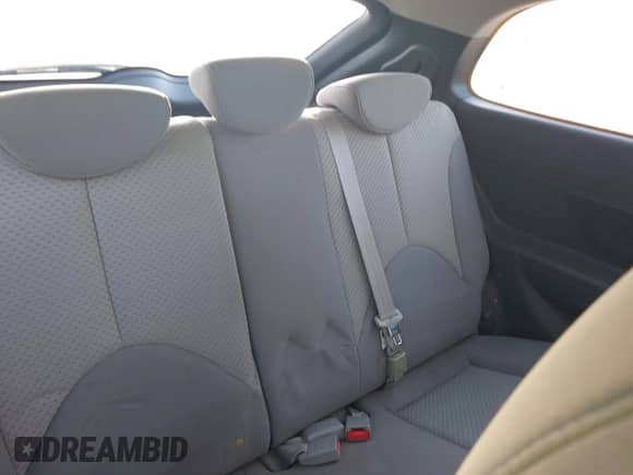 2010 Hyundai Accent GS z VIN KMHCM3AC9AU186008, wystawiony jako IAAI lot #42016244 z przebiegiem 138 562 mil mil oraz . Historia ofert i sprzedaży dostępna na DreamBid. Obrazek 8.