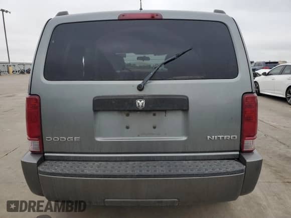 2011 Dodge Nitro Heat with VIN 1D4PT4GK9BW601852, listed as a Copart auction lot 71261794 with 162,215 mi miles and Salvage title. Bid and sale history available at DreamBid. Image 6.