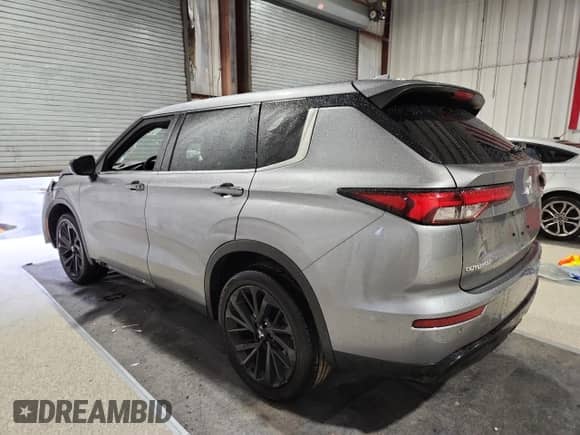 2023 Mitsubishi Outlander SE with VIN JA4J3UA81PZ027280, listed as a Copart auction lot 86450985 with 53,940 mi miles and Salvage title. Bid and sale history available at DreamBid. Image 2.