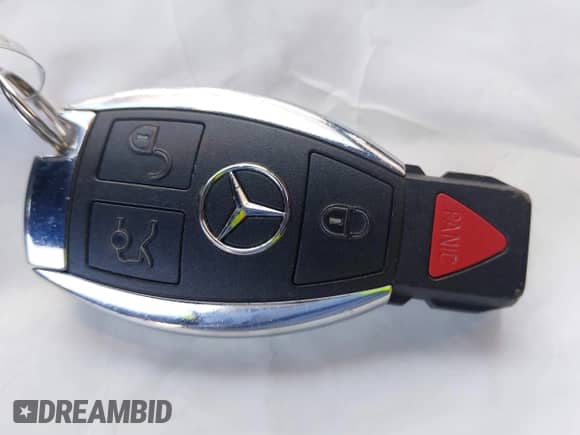 2019 Mercedes-Benz CLA 250 с VIN WDDSJ4EB3KN699028, выставлен на аукционе IAAI как лот 43203562 с пробегом 104 253 миль миль и . История ставок и продаж доступна на DreamBid. Изображение 11.