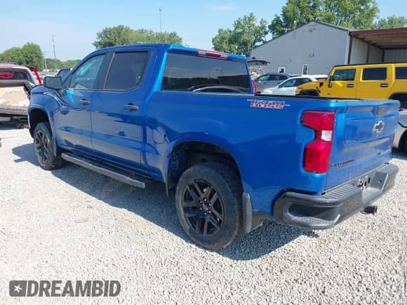 2022 Chevrolet Silverado 1500 Custom Trail Boss с VIN 3GCPDCEK0NG539266, выставлен на аукционе IAAI как лот 42906317 с пробегом 44 058 миль миль и . История ставок и продаж доступна на DreamBid. Изображение 3.
