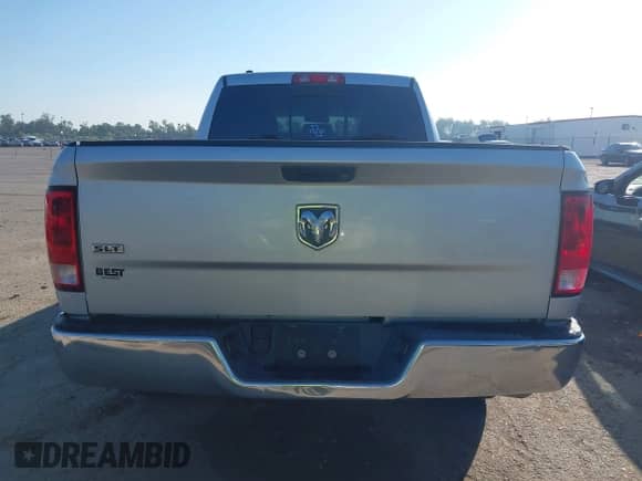 2014 Ram 1500 Big Horn z VIN 1C6RR6GT4ES120788, wystawiony jako IAAI lot #43279713 z przebiegiem 145 985 mil mil oraz . Historia ofert i sprzedaży dostępna na DreamBid. Obrazek 16.