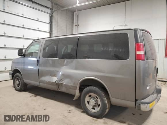 2009 Chevrolet Express Passenger с VIN 1GAGG25K691140635, выставлен на аукционе Copart как лот 88503195 с пробегом 144 026 миль миль и Списание • Salvage title. История ставок и продаж доступна на DreamBid. Изображение 2.