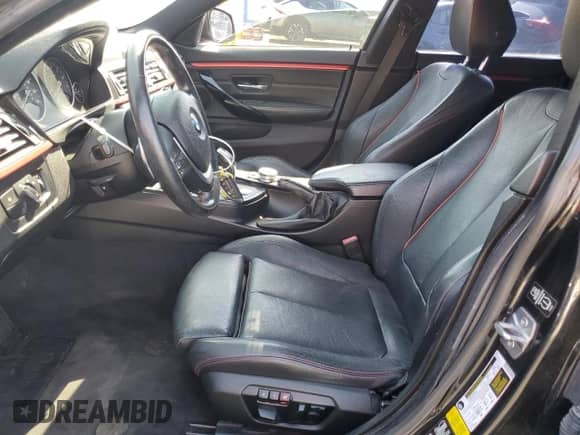 2015 BMW 4 Series 428i xDrive z VIN WBA4C9C58FD331363, wystawiony jako Copart lot #68419145 z przebiegiem 112 071 mil mil oraz Czysty tytuł • Clean title. Historia ofert i sprzedaży dostępna na DreamBid. Obrazek 7.