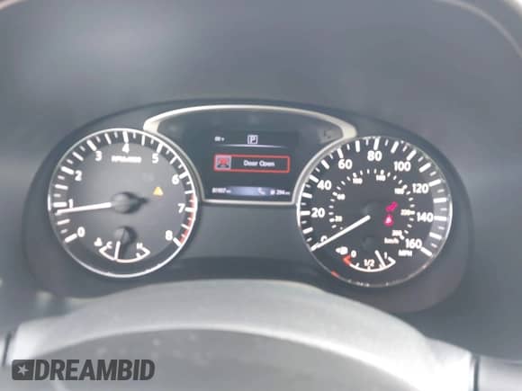 2017 Nissan Pathfinder S with VIN 5N1DR2MN3HC633607, listed as a IAAI auction lot 42830841 with 81,907 mi miles and . Bid and sale history available at DreamBid. Image 7.