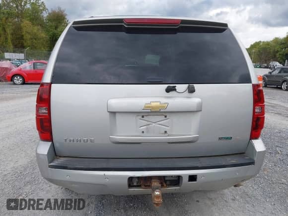 2011 Chevrolet Tahoe LT с VIN 1GNSKBE00BR136450, выставлен на аукционе IAAI как лот 43297549 с пробегом 316 971 миль миль и . История ставок и продаж доступна на DreamBid. Изображение 17.