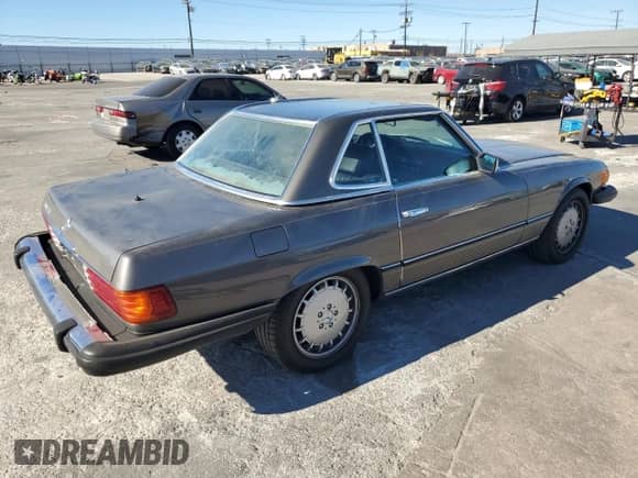 1983 Mercedes-Benz 380 с VIN WDBBA4SA7DB021502, выставлен на аукционе Copart как лот 80569104 с пробегом 193 850 миль миль и Чистый • Clean title. История ставок и продаж доступна на DreamBid. Изображение 3.
