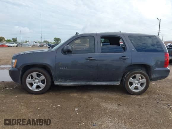 2010 Chevrolet Tahoe LT с VIN 1GNUCBE01AR282456, выставлен на аукционе IAAI как лот 42696291 с пробегом 156 435 миль миль и . История ставок и продаж доступна на DreamBid. Изображение 14.