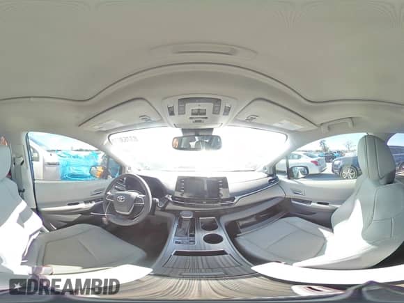 2024 Toyota Sienna Limited с VIN 5TDZRKEC9RS210747, выставлен на аукционе Copart как лот 83753034 с пробегом 5 109 миль миль и На запчасти • Non repairable. История ставок и продаж доступна на DreamBid. Изображение 13.