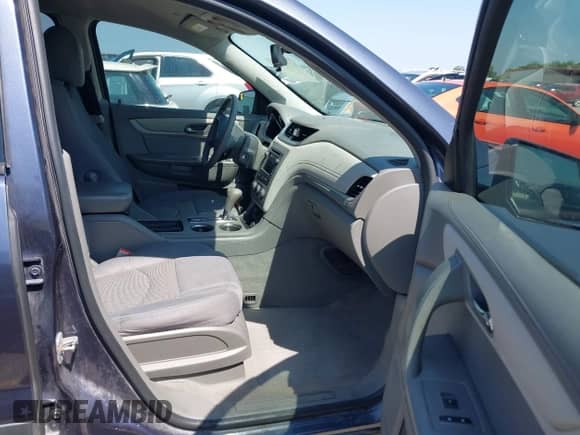2014 Chevrolet Traverse LS с VIN 1GNKRFED9EJ184912, выставлен на аукционе IAAI как лот 43131572 с пробегом 138 359 миль миль и . История ставок и продаж доступна на DreamBid. Изображение 5.