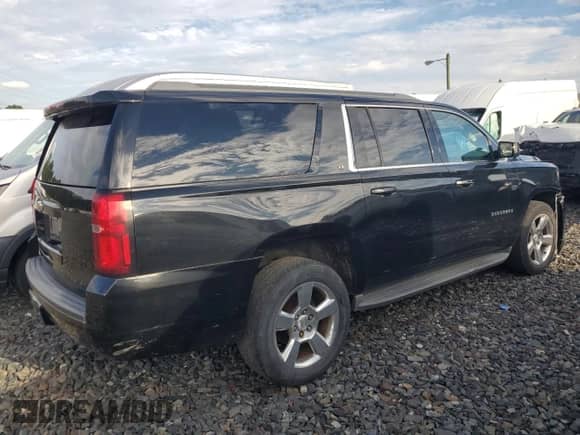 2016 Chevrolet Suburban LT z VIN 1GNSKHKC9GR159010, wystawiony jako Copart lot #80333325 z przebiegiem Nie podano mil oraz Czysty tytuł • Clean title. Historia ofert i sprzedaży dostępna na DreamBid. Obrazek 3.