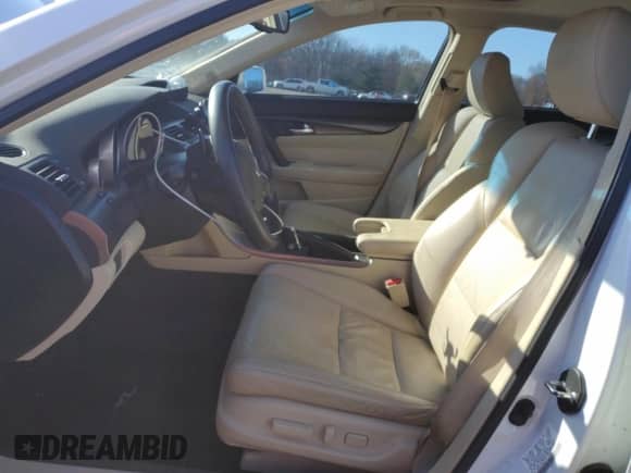 2014 Acura TL Advance с VIN 19UUA8F79EA001197, выставлен на аукционе Copart как лот 86055524 с пробегом 98 770 миль миль и Списание • Salvage title. История ставок и продаж доступна на DreamBid. Изображение 7.