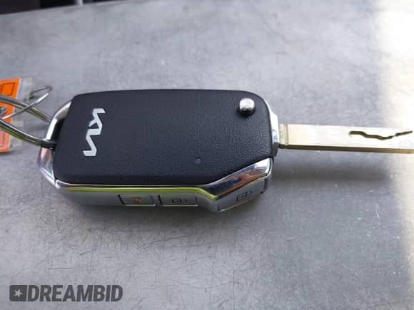 2022 Kia Sorento LX with VIN 5XYRG4LC5NG085175, listed as a IAAI auction lot 42955185 with 74,919 mi miles and . Bid and sale history available at DreamBid. Image 11.