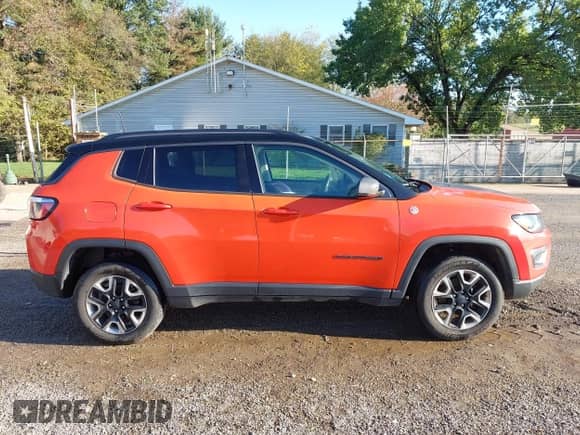 2018 Jeep Compass Trailhawk с VIN 3C4NJDDB3JT356310, выставлен на аукционе IAAI как лот 43358093 с пробегом 100 479 миль миль и . История ставок и продаж доступна на DreamBid. Изображение 13.