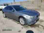 2014 BMW 5 Series 535i z VIN WBA5B1C58ED483408, wystawiony jako Copart lot #85144295 z przebiegiem 137 293 mil mil oraz Czysty tytuł • Clean title. Historia ofert i sprzedaży dostępna na DreamBid. Obrazek 4.