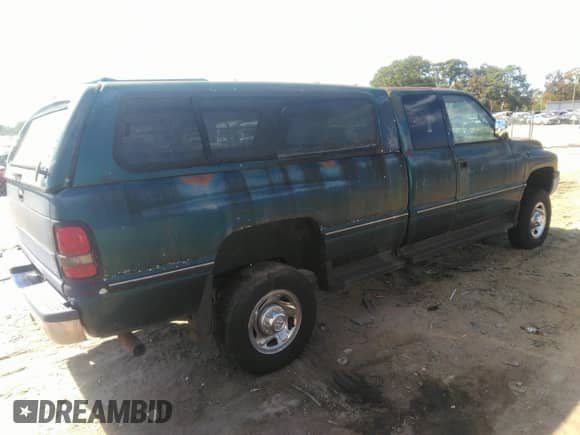 1997 Dodge 2500 with VIN 3B7KF23W5VM527460, listed as a IAAI auction lot 43491409 with 71,390 mi miles and . Bid and sale history available at DreamBid. Image 4.