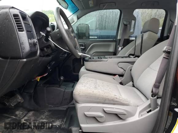 2017 Chevrolet Silverado 1500 Custom with VIN 1GCVKPEC7HZ395233, listed as a Copart auction lot 85256175 with 118,992 mi miles and Salvage title. Bid and sale history available at DreamBid. Image 7.