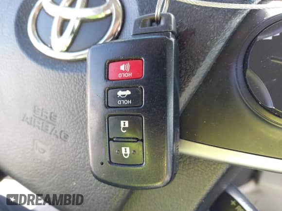 2013 Toyota Camry LE z VIN 4T1BD1FK1DU070466, wystawiony jako IAAI lot #42118169 z przebiegiem 144 680 mil mil oraz . Historia ofert i sprzedaży dostępna na DreamBid. Obrazek 11.