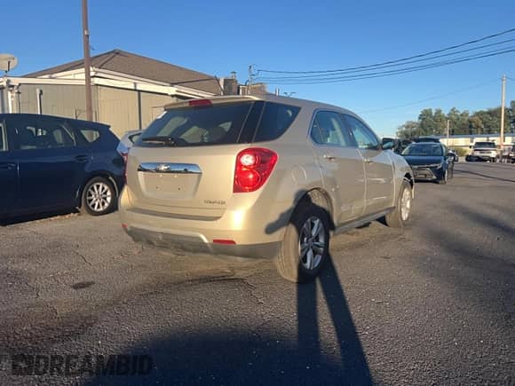 2015 Chevrolet Equinox LS с VIN 2GNALAEK1F6404881, выставлен на аукционе Copart как лот 89445285 с пробегом 129 293 миль миль и Чистый • Clean title. История ставок и продаж доступна на DreamBid. Изображение 4.