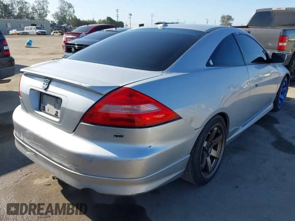 2004 Honda Accord EX with VIN 1HGCM82664A010387, listed as a IAAI auction lot 42527960 with 174,757 mi miles and . Bid and sale history available at DreamBid. Image 4.
