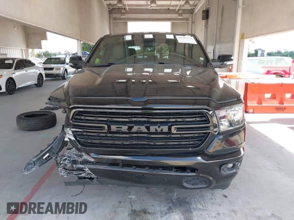 2020 Ram 1500 Big Horn z VIN 1C6RREFT0LN373453, wystawiony jako IAAI lot #42589862 z przebiegiem 93 768 mil mil oraz . Historia ofert i sprzedaży dostępna na DreamBid. Obrazek 12.