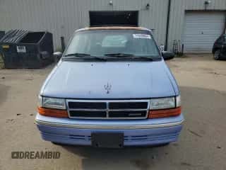 1993 Dodge Caravan with VIN 2B4GH2533PR287787, listed as a Copart auction lot 71940684 with 107,939 mi miles and Salvage title. Bid and sale history available at DreamBid. Image 5.