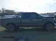 2017 Ford F-150 XL z VIN 1FTEX1E85HFA14667, wystawiony jako IAAI lot #41786053 z przebiegiem 145 788 mil mil oraz . Historia ofert i sprzedaży dostępna na DreamBid. Obrazek 13.