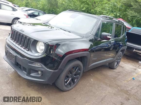 2017 Jeep Renegade Latitude with VIN ZACCJBBB1HPG41152, listed as a IAAI auction lot 42764557 with 138,262 mi miles and . Bid and sale history available at DreamBid. Image 2.