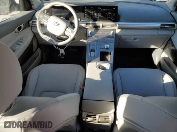 2019 Hyundai NEXO с VIN KM8J74A6XKU002131, выставлен на аукционе Copart как лот 50692125 с пробегом 13 690 миль миль и Чистый • Clean title. История ставок и продаж доступна на DreamBid. Изображение 8.