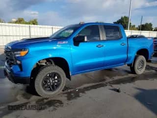 2022 Chevrolet Silverado 1500 Custom Trail Boss с VIN 3GCPDCEKXNG523480, выставлен на аукционе Copart как лот 73428924 с пробегом 26 081 миль миль и Чистый • Clean title. История ставок и продаж доступна на DreamBid. Изображение 1.