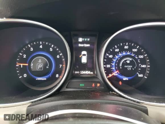 2014 Hyundai Santa Fe с VIN 5XYZU3LA3EG212720, выставлен на аукционе Copart как лот 82893124 с пробегом 134 404 миль миль и Списание • Salvage title. История ставок и продаж доступна на DreamBid. Изображение 9.